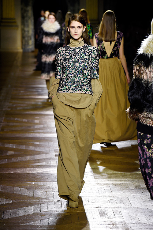 ドリス ヴァン ノッテン(DRIES VAN NOTEN) 2015-16年秋冬ウィメンズコレクション  - 写真64