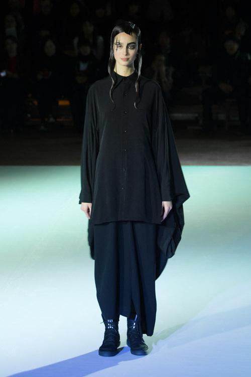 ヨウジヤマモト(Yohji Yamamoto) 2015-16年秋冬ウィメンズコレクション  - 写真2