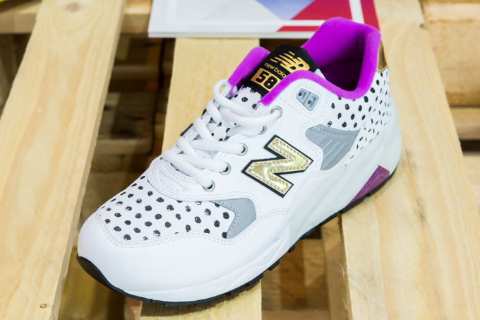 ニューバランス(New Balance) CRT300H WR996｜写真147