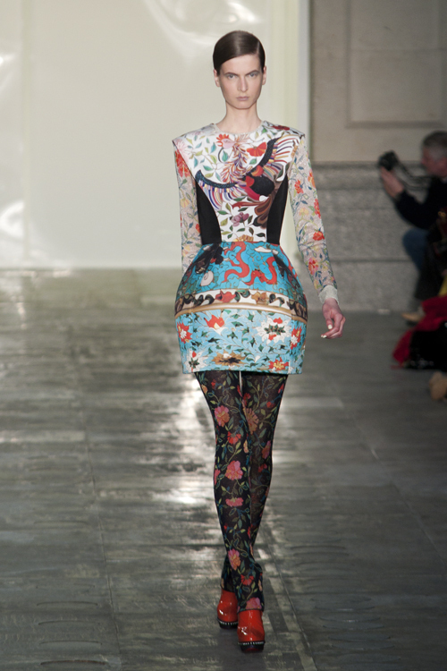 メアリー カトランズ(Mary Katrantzou) 2011-12年秋冬ウィメンズコレクション  - 写真1