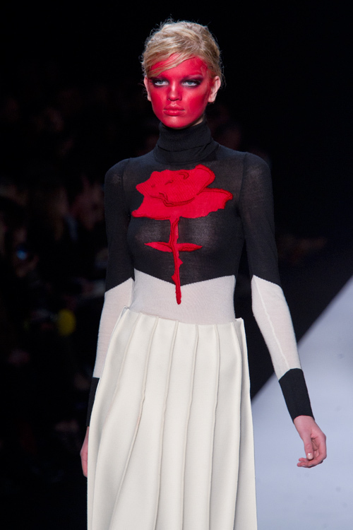 ヴィクター＆ロルフ(VIKTOR & ROLF) 2011-12年秋冬ウィメンズコレクション  - 写真19