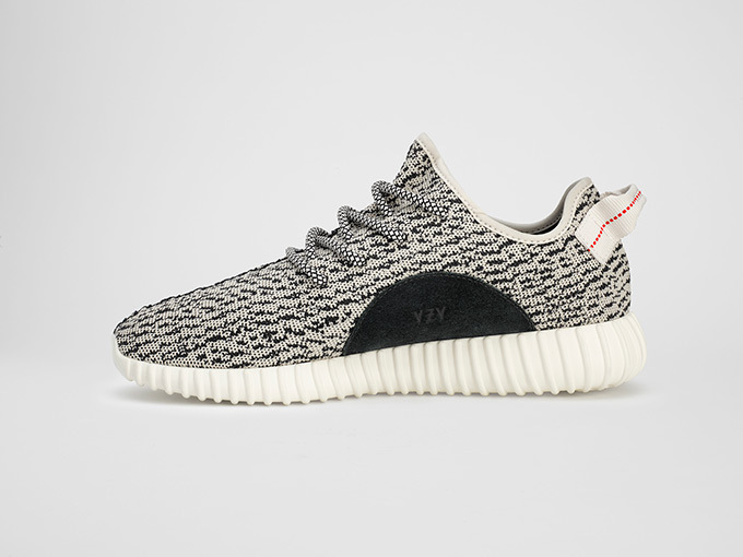 アディダス(adidas) YEEZY BOOST 350｜写真2