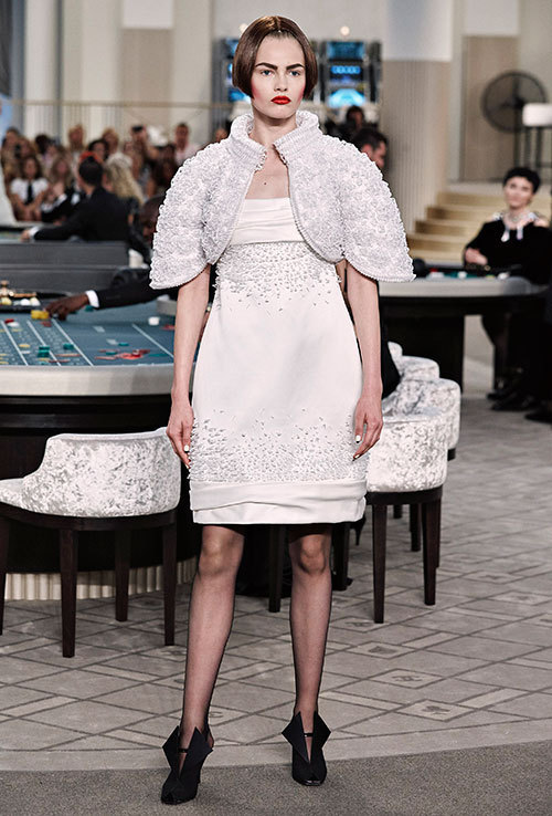 シャネル オートクチュール(CHANEL Haute Couture) 2015-16年秋冬ウィメンズコレクション  - 写真31