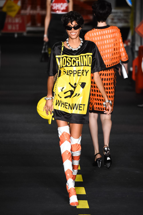 モスキーノ(MOSCHINO) 2016年春夏ウィメンズコレクション  - 写真39