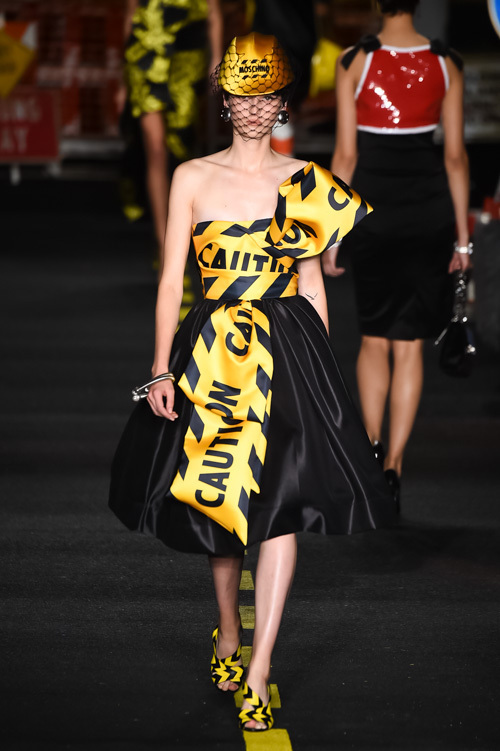 モスキーノ(MOSCHINO) 2016年春夏ウィメンズコレクション  - 写真46