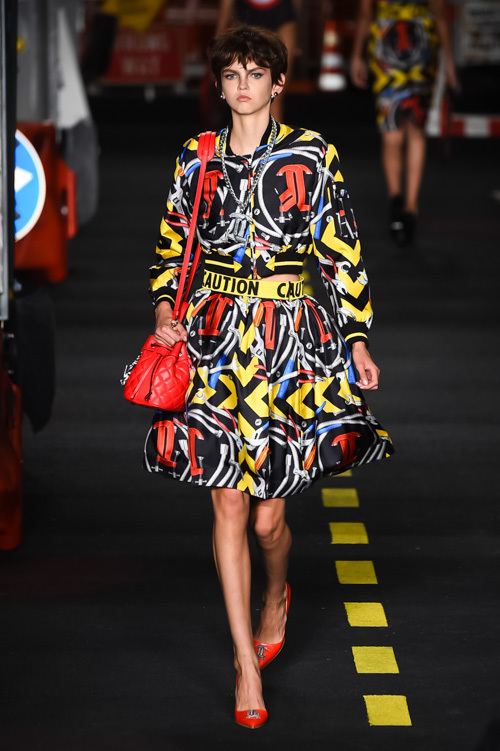 モスキーノ(MOSCHINO) 2016年春夏ウィメンズコレクション  - 写真56