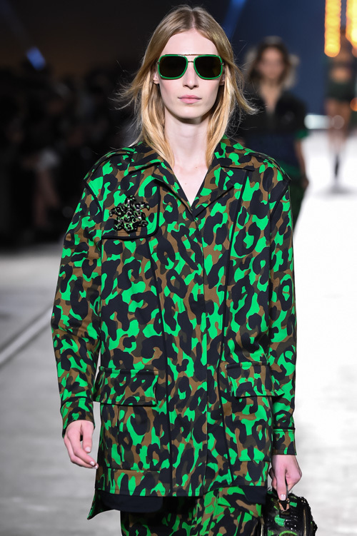 ヴェルサーチェ(VERSACE) 2016年春夏ウィメンズコレクション  - 写真12