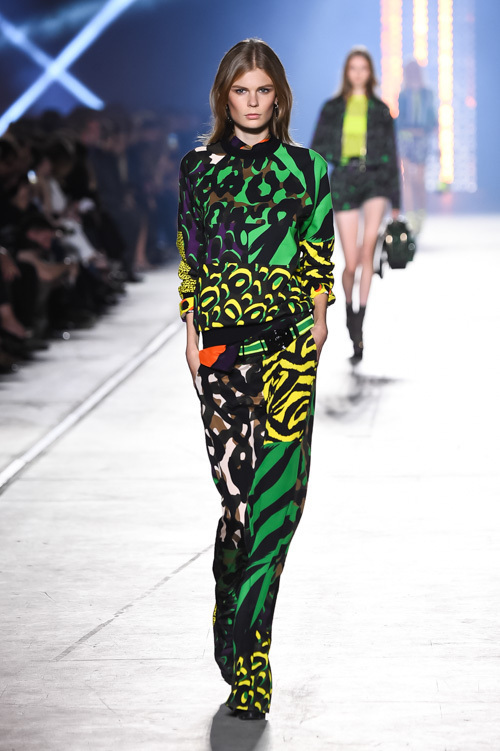 ヴェルサーチェ(VERSACE) 2016年春夏ウィメンズコレクション  - 写真58