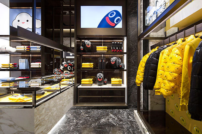 モンクレール(MONCLER) フレンズウィズユー｜写真31