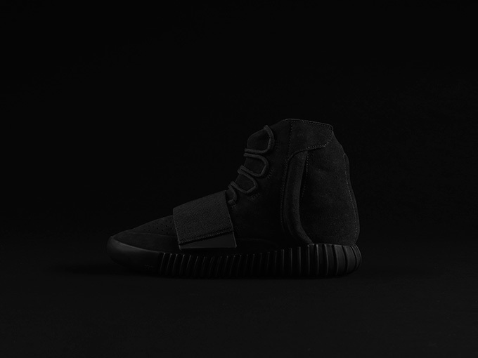 アディダス(adidas) YEEZY BOOST 750｜写真2