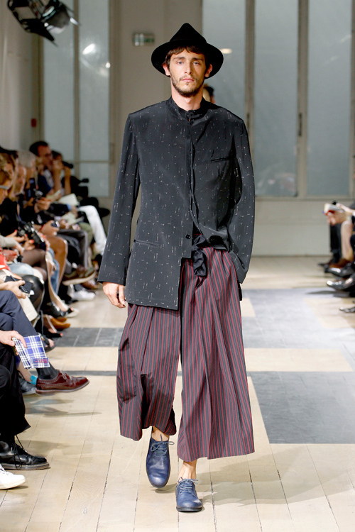 ヨウジヤマモト(Yohji Yamamoto) 2012年春夏メンズコレクション  - 写真28