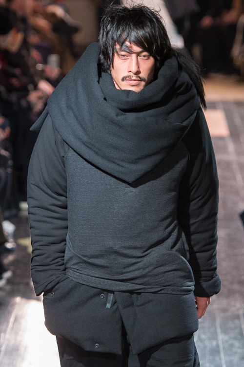 ヨウジヤマモト(Yohji Yamamoto) 2016-17年秋冬 メンズコレクション  - 写真2