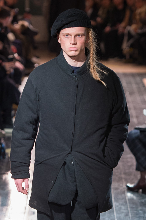 ヨウジヤマモト(Yohji Yamamoto) 2016-17年秋冬 メンズコレクション  - 写真10