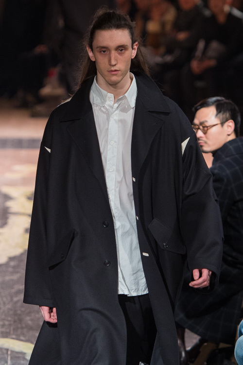 ヨウジヤマモト(Yohji Yamamoto) 2016-17年秋冬 メンズコレクション  - 写真58