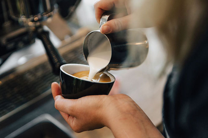 LA発「ヴァーヴ コーヒー ロースターズ」日本上陸、1号店が新宿に - 世界中の高品質なコーヒー豆を使用｜写真1