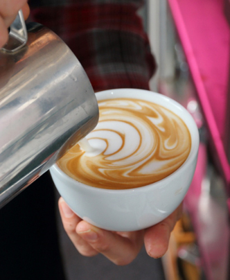 自家焙煎コーヒーショップ「スロージェットコーヒー」京都・東山“高台寺お茶所”として境内に誕生｜写真1