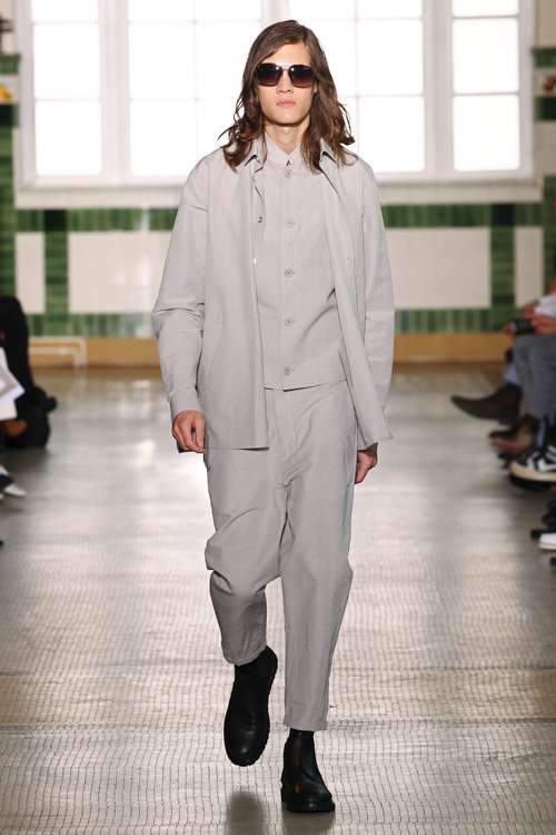 クリスヴァンアッシュ(KRISVANASSCHE) 2012年春夏メンズコレクション  - 写真17