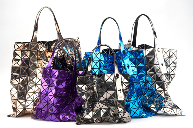 イッセイ ミヤケ(ISSEY MIYAKE) BILBAO PRISM PLATINUM｜写真1