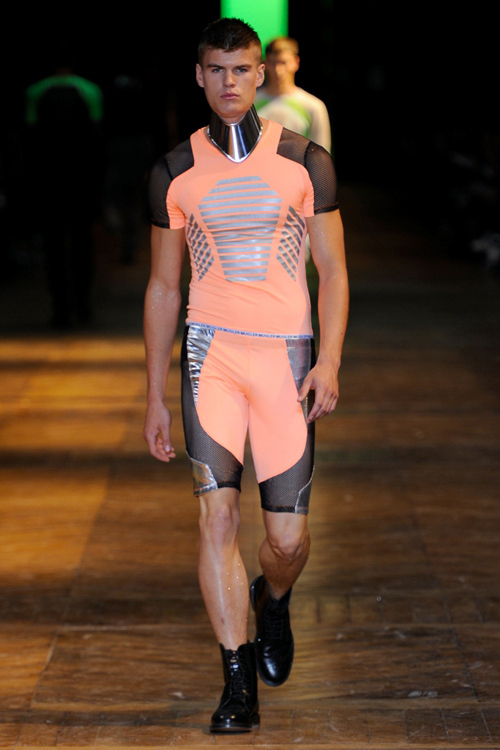 ミュグレー(MUGLER) 2012年春夏メンズコレクション  - 写真23