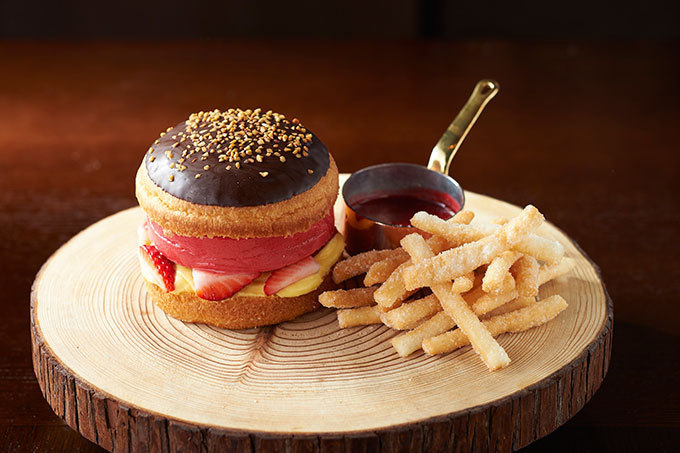 新感覚スイーツ「アイスバーガー」グランド ハイアット 東京で発売 - フランス風かき氷も｜写真2