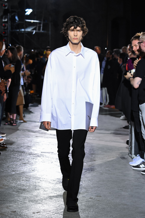 ラフ シモンズ(RAF SIMONS) 2017年春夏メンズコレクション  - 写真3