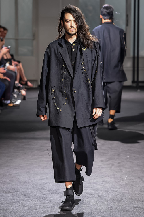 ヨウジヤマモト(Yohji Yamamoto) 2017年春夏メンズコレクション  - 写真8