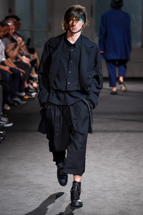 ヨウジヤマモト(Yohji Yamamoto) 2017年春夏メンズコレクション  - 写真53