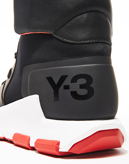 Y-3 17年春夏ランウェイに登場した新作シューズが発売、スペースシューズをイメージ｜写真4