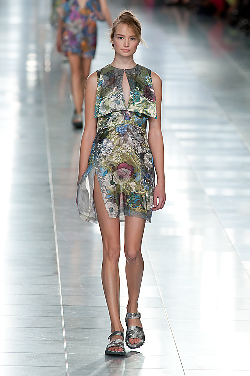 クリストファー ケイン(Christopher Kane) 2012年春夏ウィメンズコレクション  - 写真19