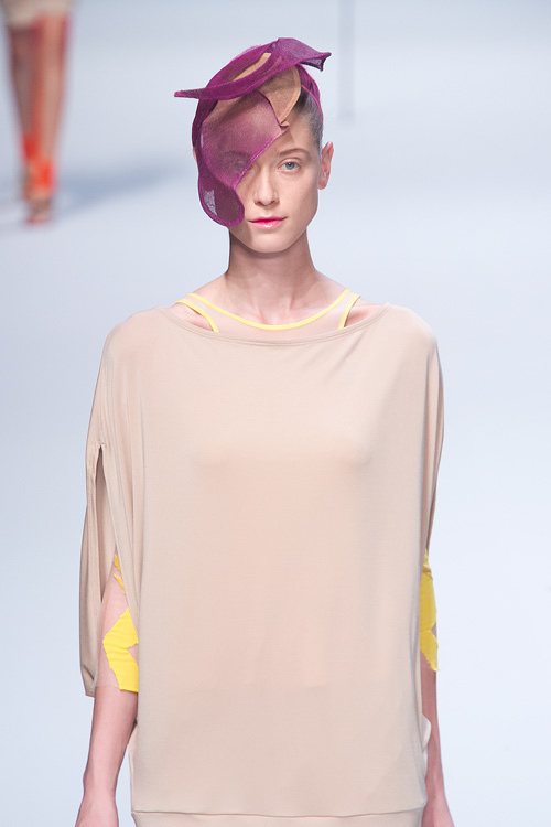 イッセイ ミヤケ(ISSEY MIYAKE) 2012年春夏ウィメンズコレクション  - 写真37