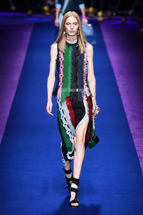 ヴェルサーチェ(VERSACE) 2017年春夏ウィメンズコレクション  - 写真62