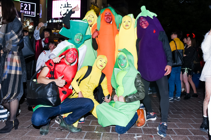 ハロウィン仮装スナップ  - 渋谷に溢れるピカチュウ、りゅうちぇる、ハーレイ・クイン｜写真32