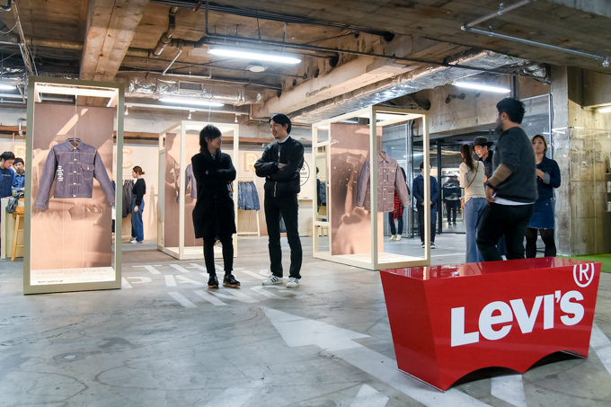 リーバイス(Levi's) トラッカージャケット｜写真21