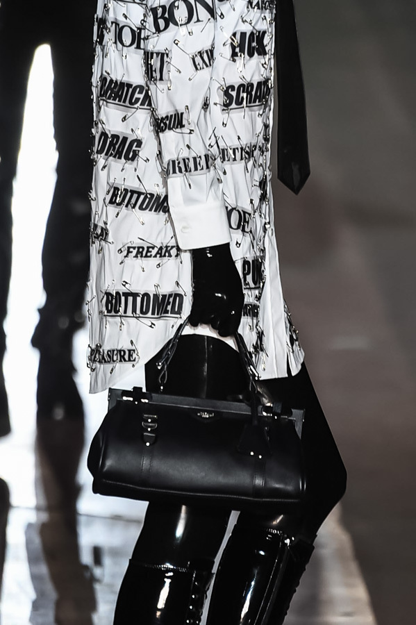 モスキーノ(MOSCHINO) 2018-19年秋冬ウィメンズ&メンズコレクション  - 写真20