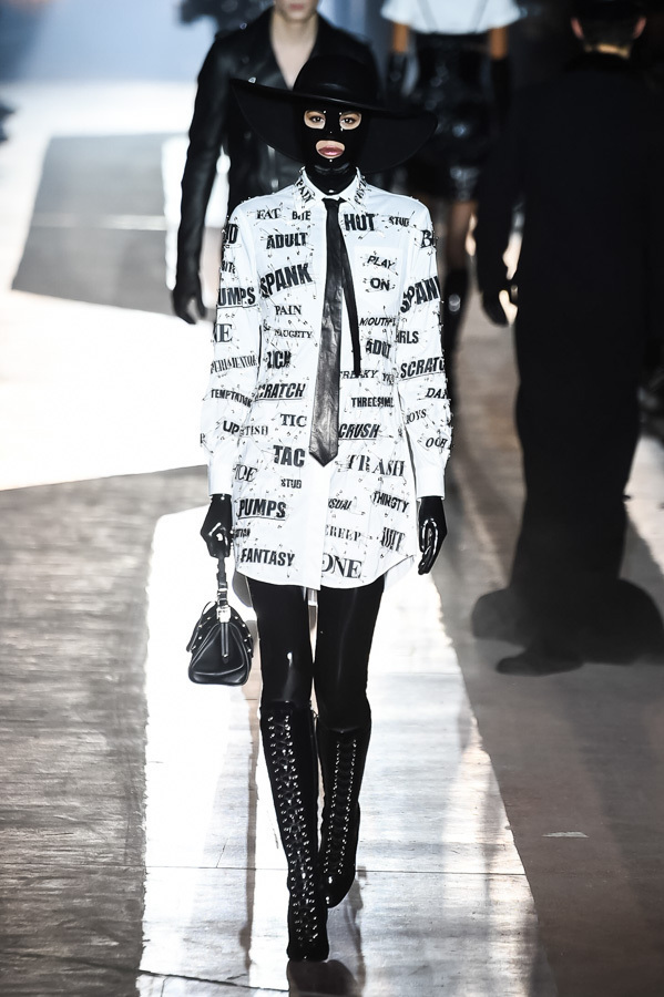 モスキーノ(MOSCHINO) 2018-19年秋冬ウィメンズ&メンズコレクション  - 写真19