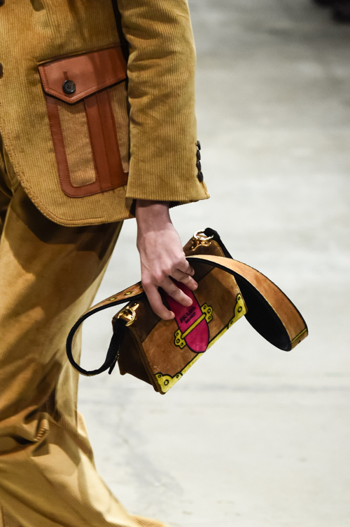 プラダ(PRADA) 2017-18年秋冬ウィメンズ&メンズコレクション  - 写真4