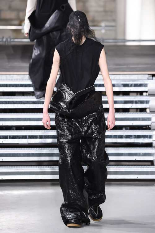 リック・オウエンス(Rick Owens) 2017-18年秋冬メンズコレクション  - 写真4