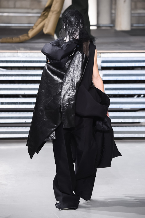 リック・オウエンス(Rick Owens) 2017-18年秋冬メンズコレクション  - 写真51