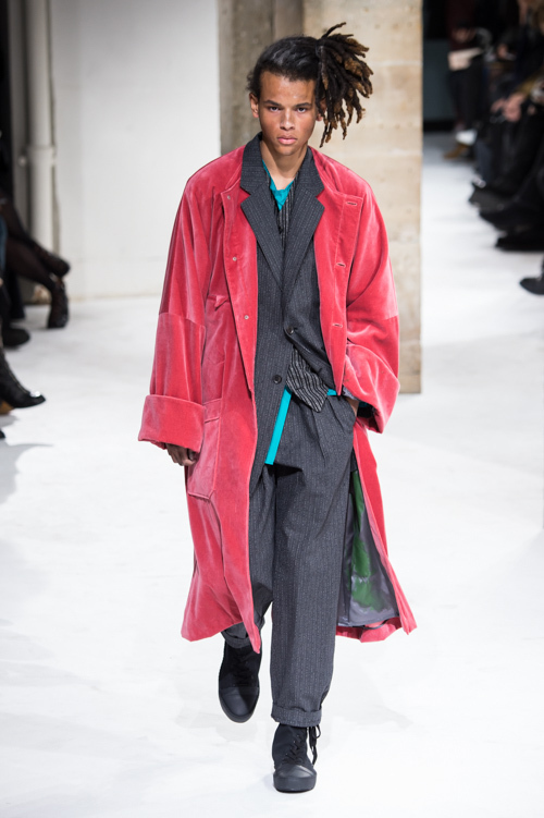 ヨウジヤマモト(Yohji Yamamoto) 2017-18年秋冬メンズコレクション シルエット - 写真16