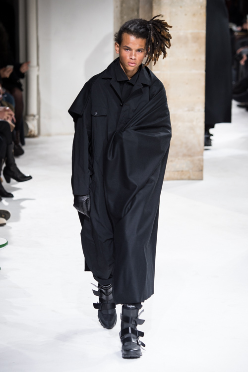 ヨウジヤマモト(Yohji Yamamoto) 2017-18年秋冬メンズコレクション  - 写真90