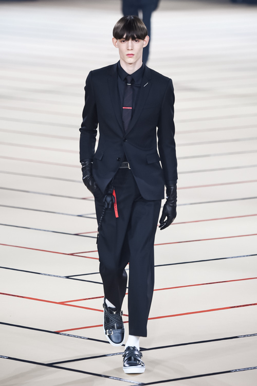 ディオール オム(DIOR HOMME) 2017-18年秋冬メンズコレクション シルエット - 写真1