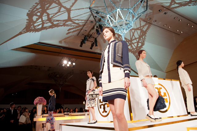 トリー バーチ(TORY BURCH)の日本上陸2周年記念ホリデーパーティーをレポート｜写真59