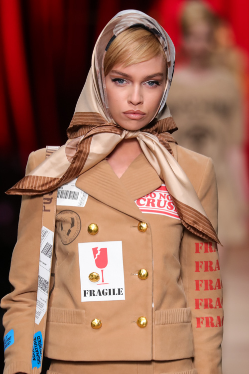 モスキーノ(MOSCHINO) 2017-18年秋冬ウィメンズコレクション  - 写真8