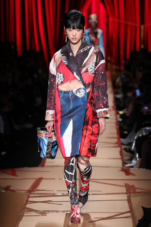 モスキーノ(MOSCHINO) 2017-18年秋冬ウィメンズコレクション  - 写真36