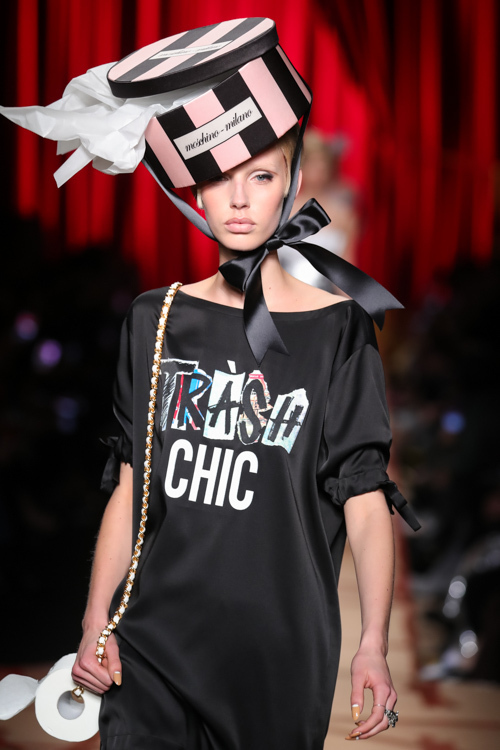 モスキーノ(MOSCHINO) 2017-18年秋冬ウィメンズコレクション  - 写真78