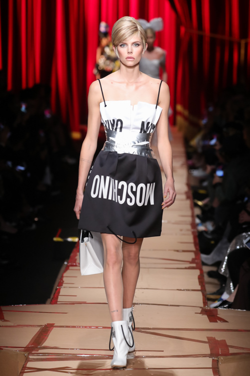 モスキーノ(MOSCHINO) 2017-18年秋冬ウィメンズコレクション  - 写真80