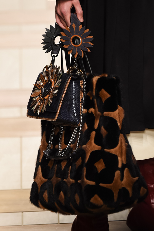 フェンディ(FENDI) 2017-18年秋冬ウィメンズコレクション  - 写真57