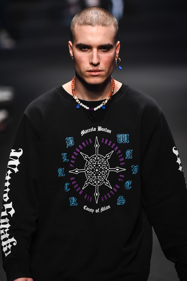 マルセロ・ブロン カウンティ・オブ・ミラン(MARCELO BURLON COUNTY OF MILAN) 2018年春夏ウィメンズ&メンズコレクション  - 写真29