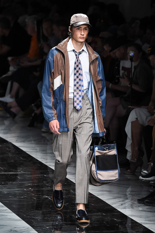 フェンディ(FENDI) 2018年春夏メンズコレクション  - 写真19