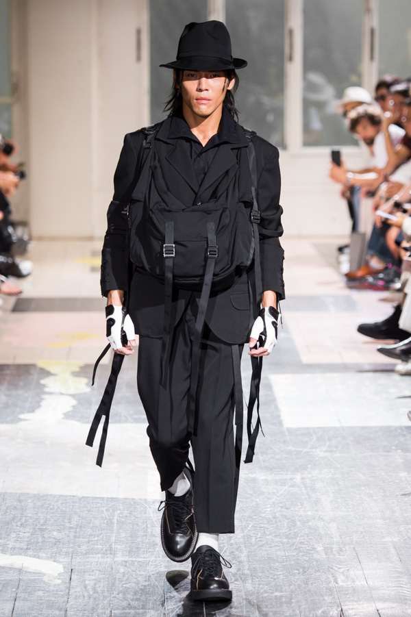 ヨウジヤマモト(Yohji Yamamoto) 2018年春夏メンズコレクション  - 写真29